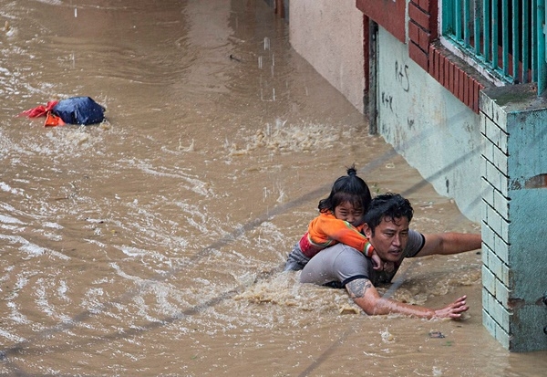 남아시아 지역 집중 호우로 인한 홍수 피해 현장. (사진제공=세이브더칠드런)