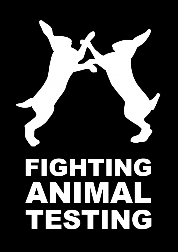 러쉬가 2013년부터 3년간 개최한 ‘동물실험반대 엑스포’ 포스터