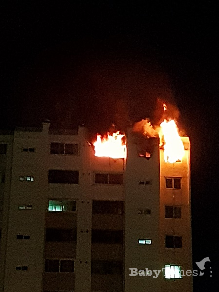 지난 18일 서울 신림동 한 아파트에서 화재가 발생, 삽시간에 큰 불로 번져나갔다 .(사진=김은교 기자)