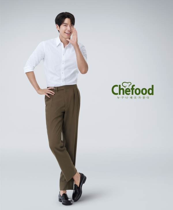 롯데푸드는 최근 Chefood의 새로운 모델로 배우 김우빈을 발탁했다. (사진=롯데푸드 제공)