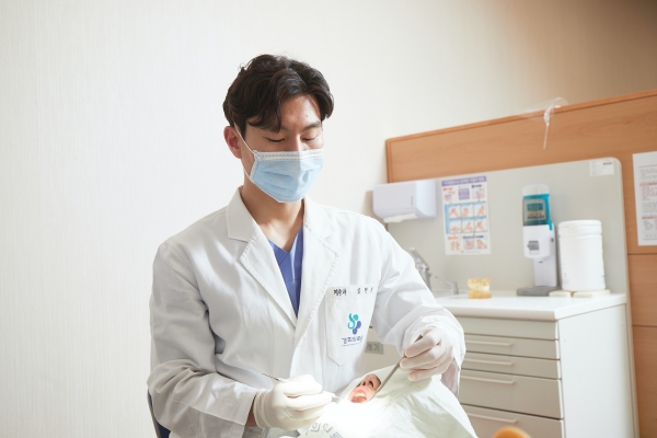 경희대학교 치과병원 치주과 임현창 교수 (사진=경희대의료원 제공)