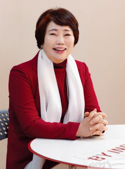 이정한 제10대 한국여성경제인협회 회장